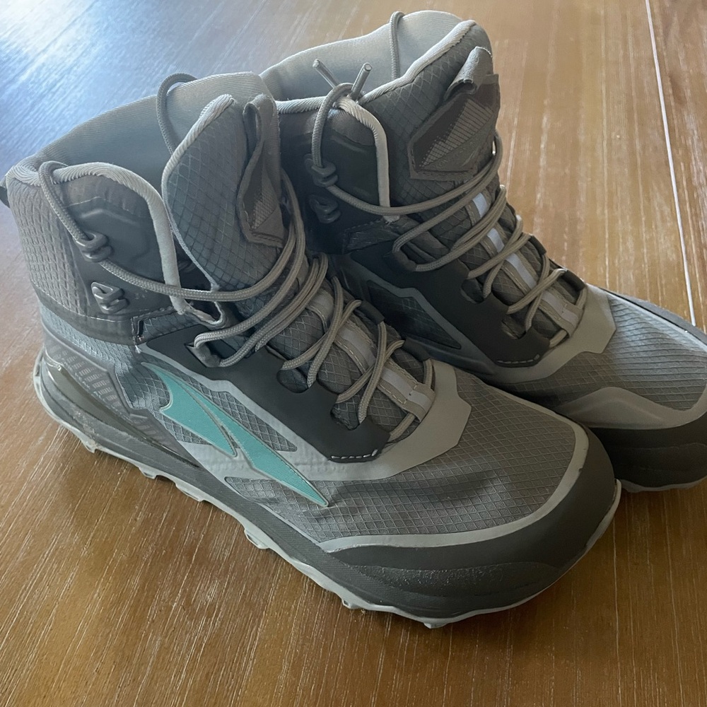 Altra Lone Peak Hiker Waterproof